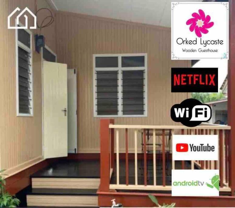 Orked Lycaste Wooden Village Chalet 쿠알라트렝가누 외부 사진